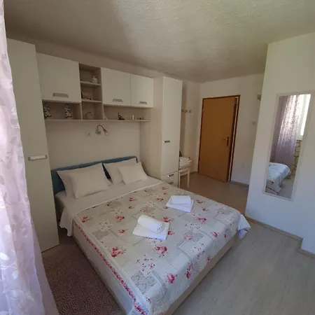 Private In The Center Of Pensionat Split