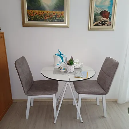 Private In The Center Of