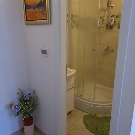 Guest house Private In The Center Of