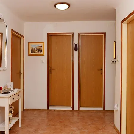 Private In The Center Of